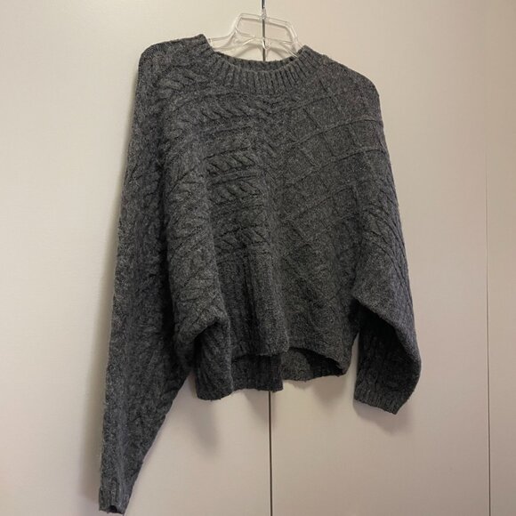 Womens Abercrombie & Fitch‎ Grey Cable Knit Crew Neck Sweater Top Size S/M - Picture 5 of 6